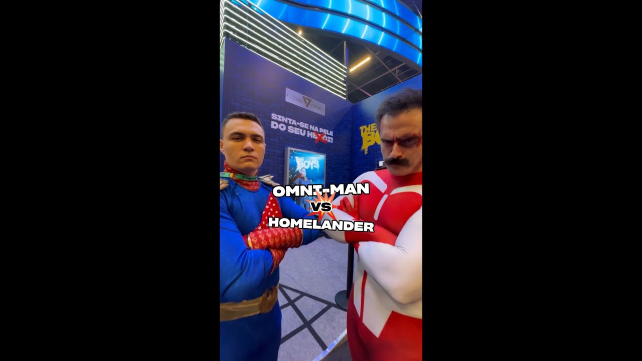 Luta insana na CCXP: Omni-Man VS Capitão Pátria! 💪